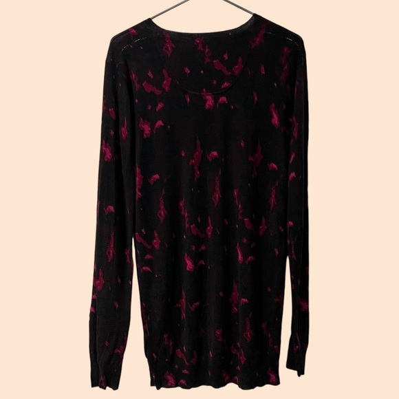 Burberry Sweater - Picture 2 of 5